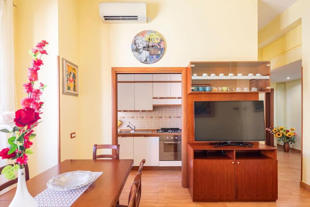 Casa Angelina Con 3 Camere Da Letto Rom Exteriör bild