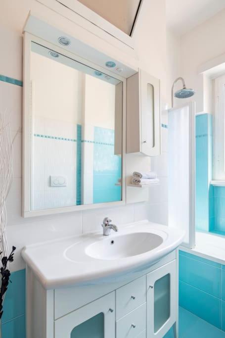 Casa Angelina Con 3 Camere Da Letto Rom Exteriör bild